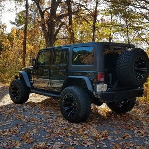 Meet your Posher, Candy